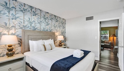 Classic Single Room, 1 Queen Bed, Non Smoking