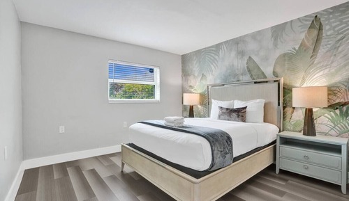 Classic Single Room, 1 Queen Bed