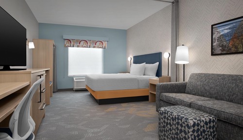 Studio Suite, 1 King Bed, Accessible (Roll-In Shower)