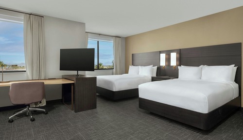 Studio Suite, Multiple Beds (Mobility Accessible, Roll-in Shower)