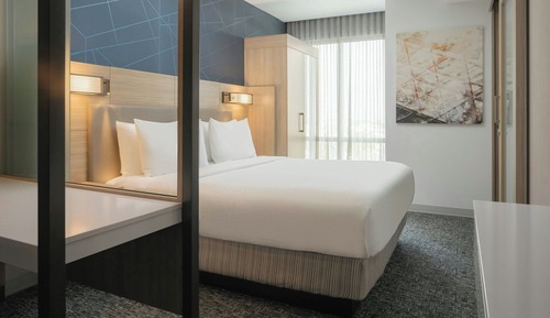 Suite, Multiple Beds, Hearing Accessible (Roll-in Shower)