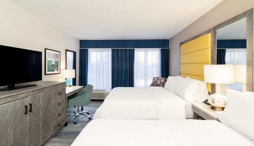 Room, 2 Queen Beds, Accessible, Non Smoking