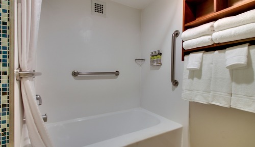 Standard Room, 1 King Bed, Accessible (Communications Accessible)