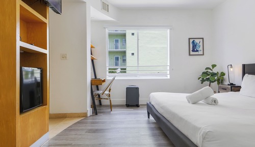 Standard Room, Multiple Beds, Private Bathroom (Self check-in)
