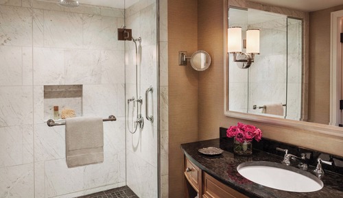 Deluxe Room, 2 Double Beds, Mobility Accessible