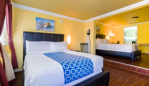 Islandview Superior Suite 2 Queen Beds w/ Sofa Bed