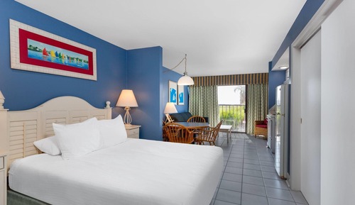 Studio Suite, 1 Queen Bed, Non Smoking