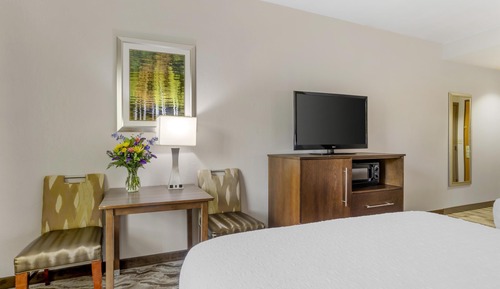Suite, 2 Queen Beds, Accessible, Balcony