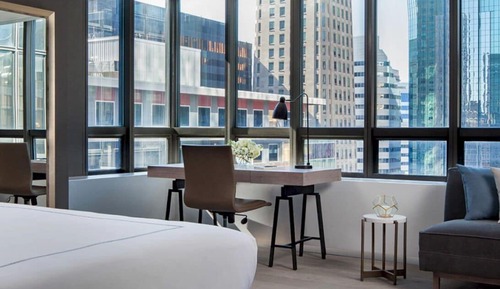 Room, 1 King Bed, Accessible (Mobility & Hearing, Roll-in Shower)
