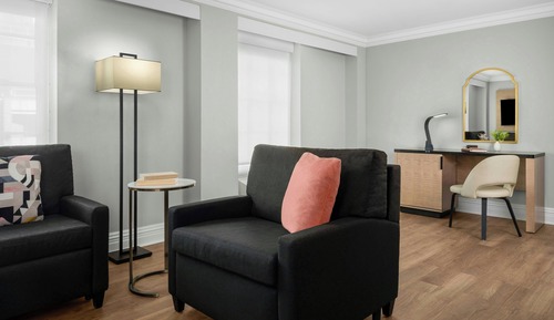 Junior Suite, 1 King Bed with Sofa bed