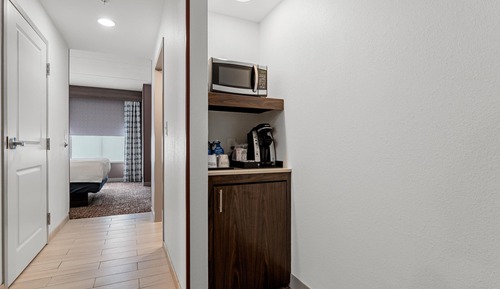 Junior Suite, 1 King Bed, Accessible (Hearing)