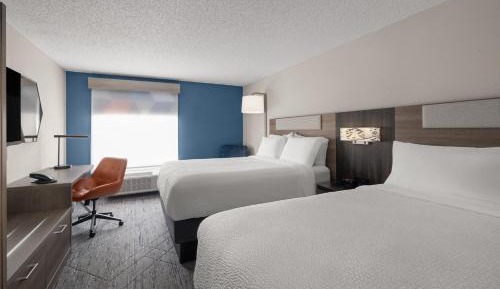 Standard Room with Two Queen Beds