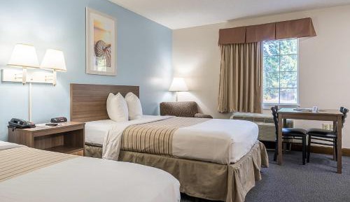 Double Room with Two Double Beds - Smoking