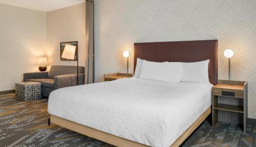 King Suite - Hearing Accessible