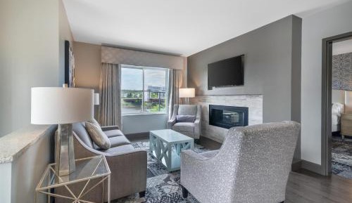 King Suite with Sofa Bed