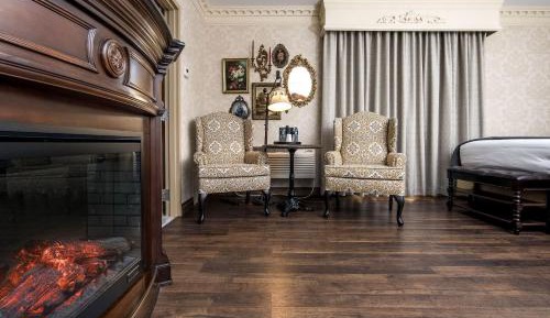 Deluxe Double Room with Bath