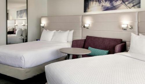 Worklife Queen Room with Two Queen Beds