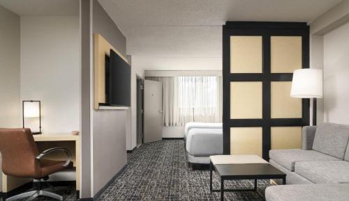 Double Room with Two Double Beds and Sofa bed - High Floor