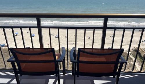 Queen Room with Two Queen Beds - Ocean Front