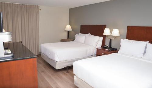 Standard Room with Two Queen Beds