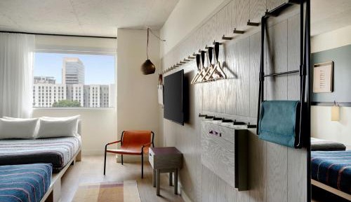 Queen Room with Two Queen Beds and City View - Hearing Accessible