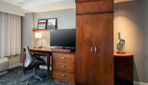 King Room with Sofa Bed