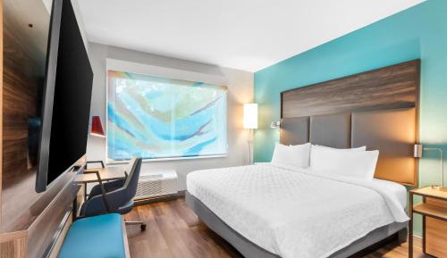 King Room with Walk-In Shower