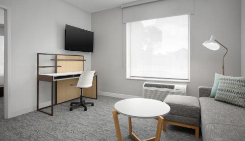 One-Bedroom King Suite with Sofa Bed 
