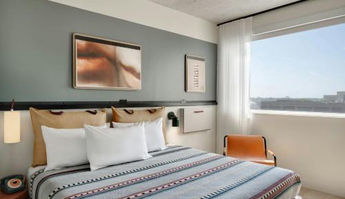 King Room - Hearing Accessible