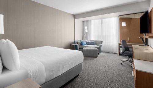 King Room with Sofa Bed