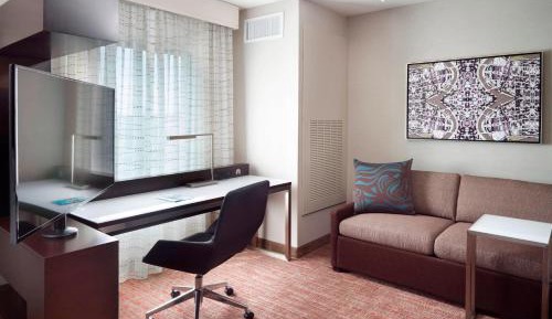King Studio with Sofa Bed