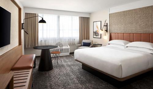 Club level, Suite, 1 King, High floor