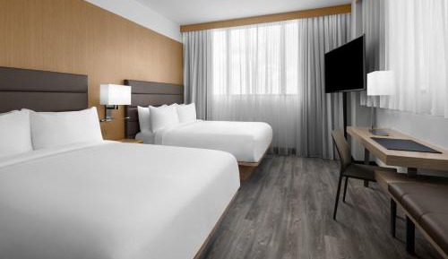 Guest room, 2 Queen, Corner room, High floor