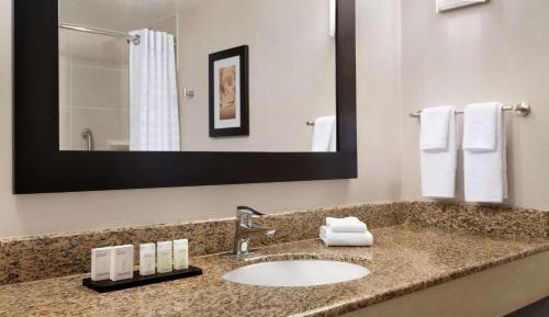 Queen Suite with Two Queen Beds