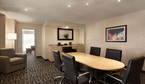 Three-Room Conference King Suite