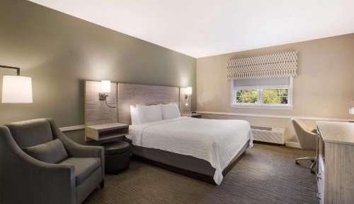 King Room - Street View