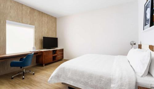 King Room - Non-Smoking