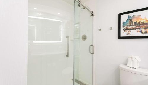 King Suite with Kitchen