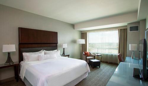 Premium Corner King Room