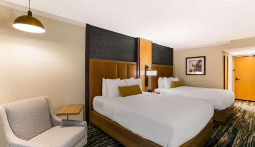 Queen Room with Two Queen Beds and Pool View