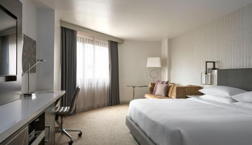 Premier King Room