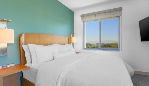 Guest Room, 1 King