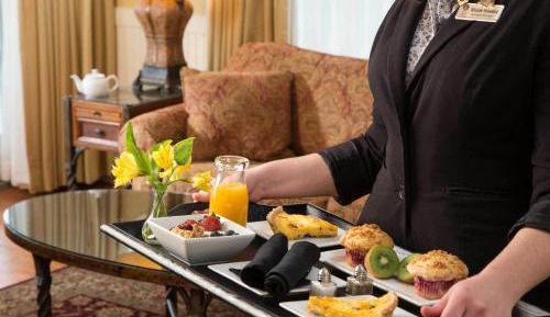 Grand King Suite with Harborview