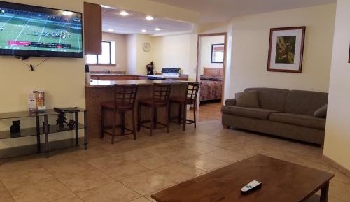 Two-Bedroom Suite