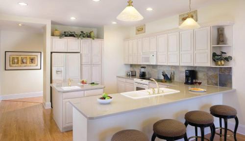 One-Bedroom Condo
