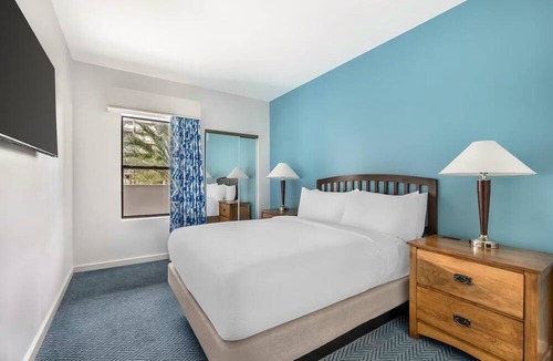 Enterprise Hotel | Resort Retreat with Free Parking Near Airport & Las Vegas Entertainment