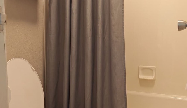 Cranberry Park Hotel 3